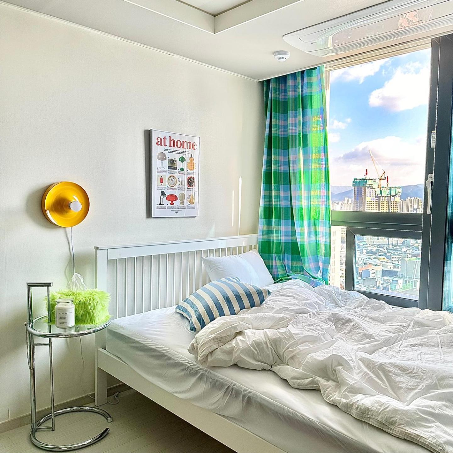 Apartamento Dongseongro Meomoom Daegu Habitación foto