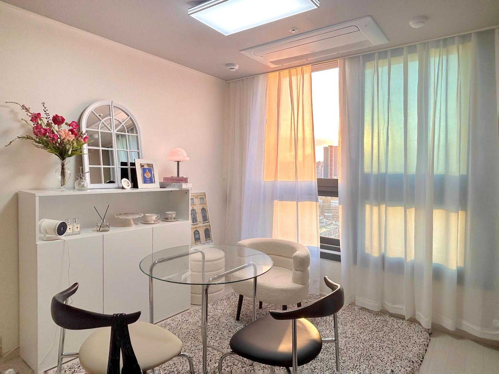 Apartamento Dongseongro Meomoom Daegu Habitación foto