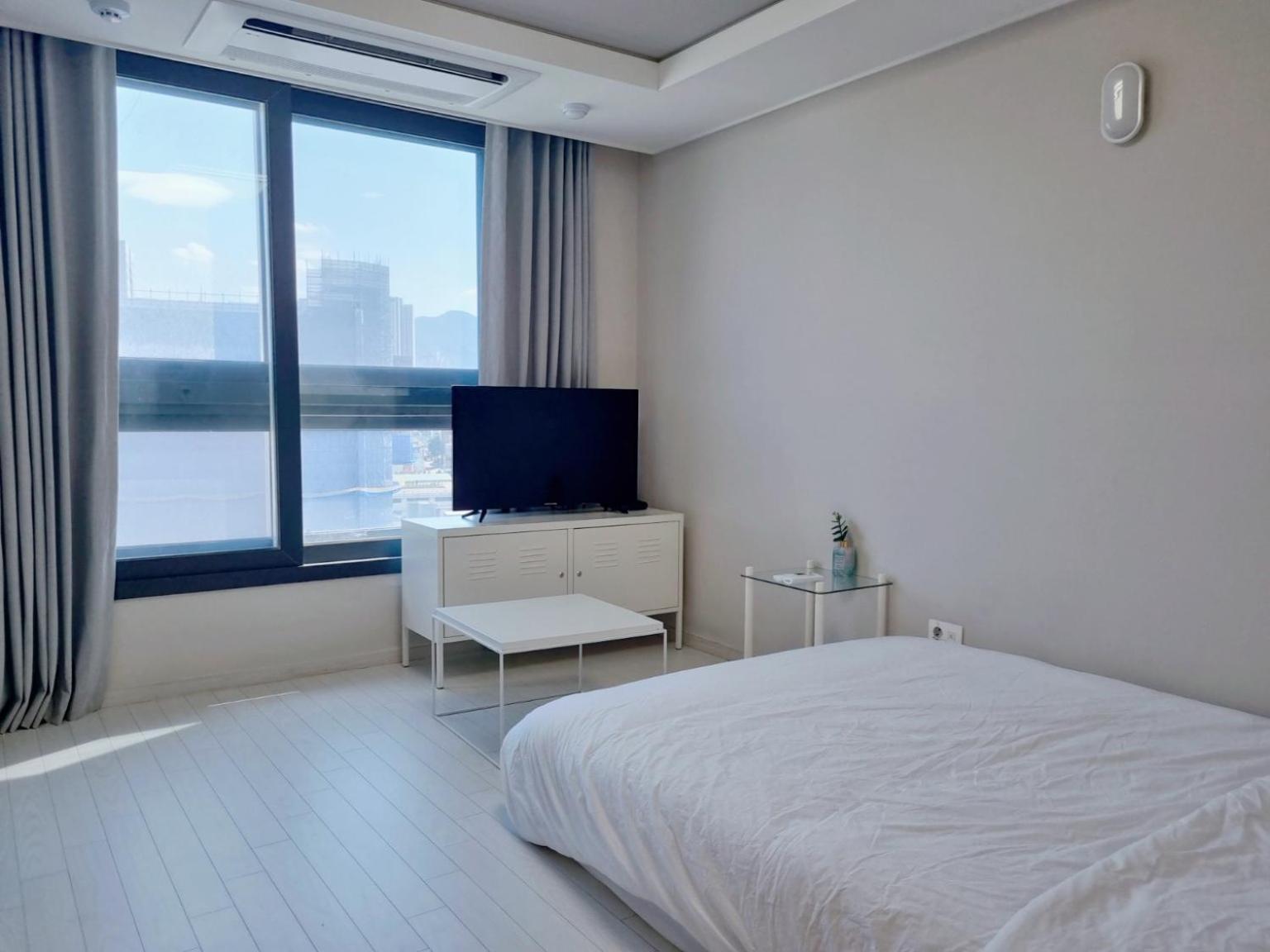 Apartamento Dongseongro Meomoom Daegu Habitación foto